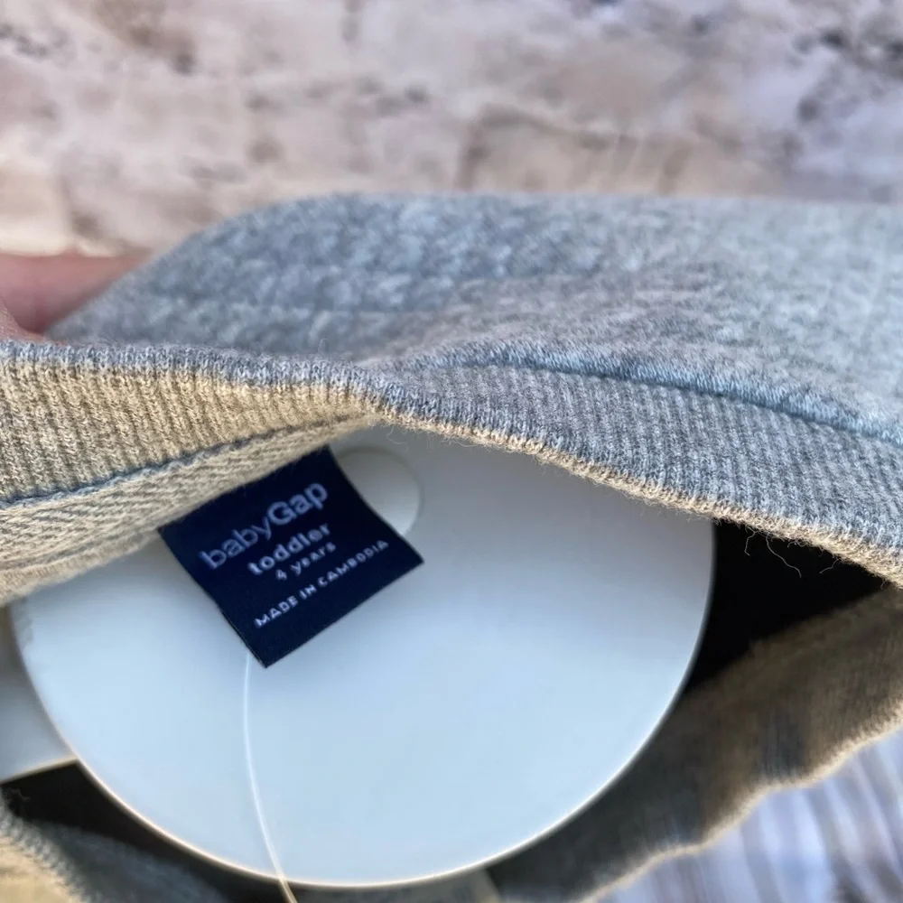 Baby Gap Quilted sweatshirt